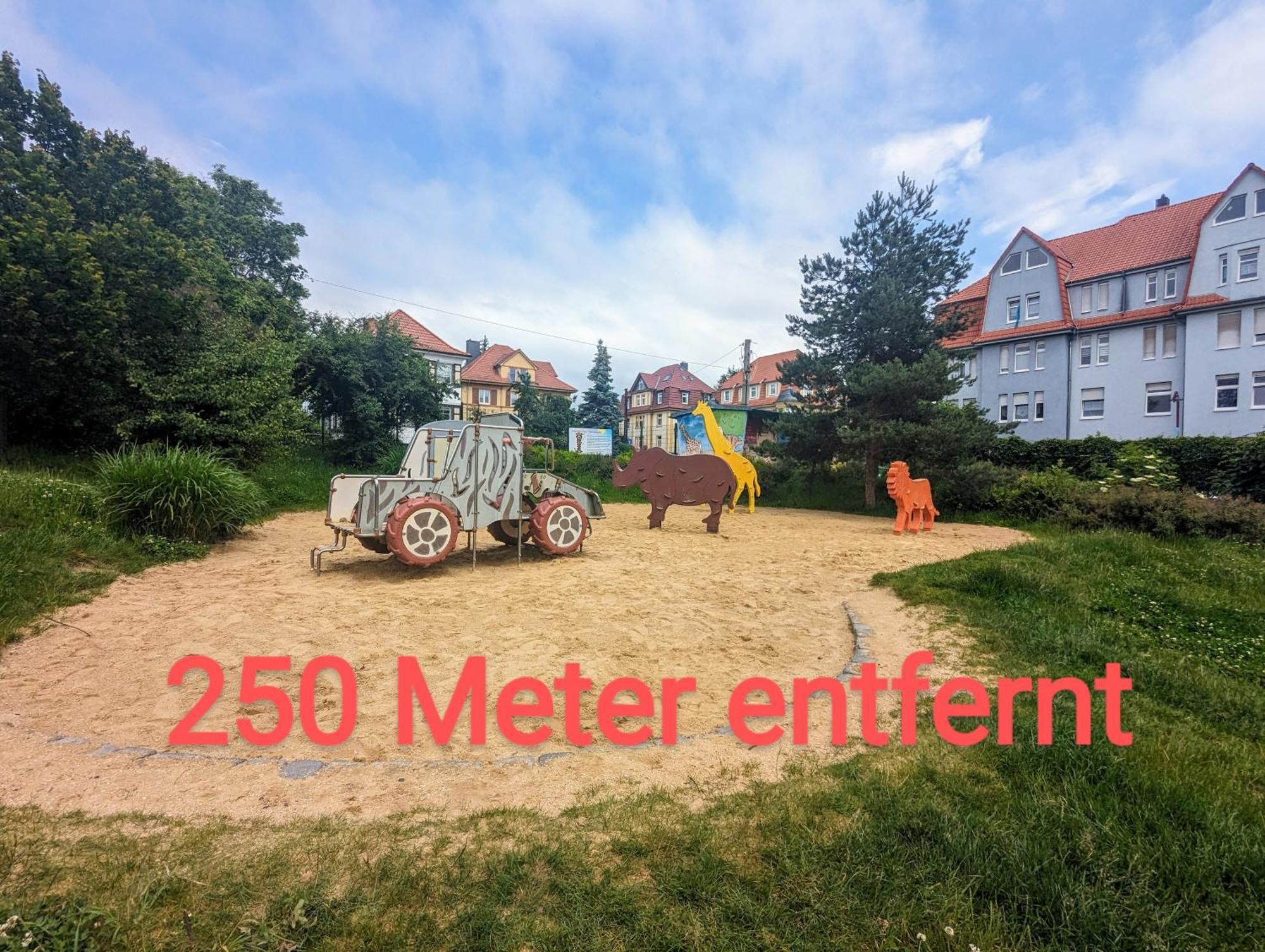 Fewo Urban Gotha-Apartment Friedenstein- Am Schlosspark- Parken An Der Der Tuer- Barrierefrei, 900 Meter Zum Bahnhof - Wallbox Exteriör bild